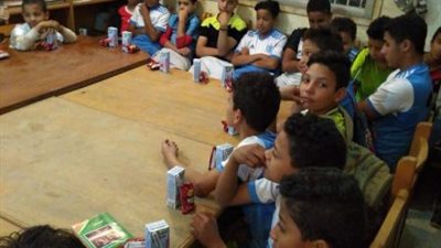 رغم تحذيرات كورونا.. مركز شباب قليوب يقيم مسابقة للشعر والغناء للأطفال دون إجراءات احترازية (صور)