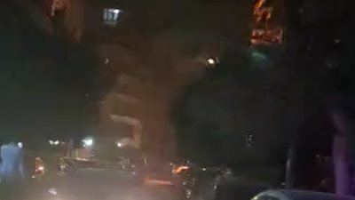 ماس كهربائي يُثير الذعر بين المواطنين بمصر الجديدة (فيديو)