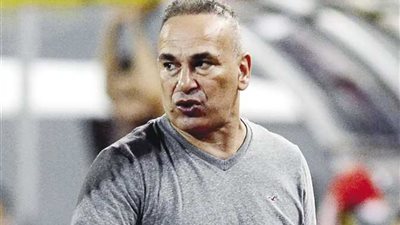 إبراهيم حسن يحضر مران الاتحاد السكندري لمؤازرة اللاعبين رغم تعرضه لحادث سير