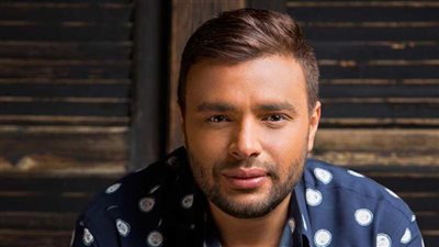 رامي صبري يغني 