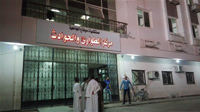 محافظ سوهاج يتفقد مصابي حادث دار السلام بالمستشفى الجامعي(صور)