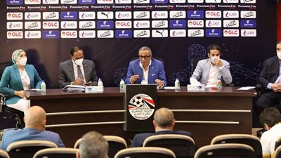 فيفا يوجه الشكر للجنة الخماسية ويشكل أخرى ثلاثية لاستكمال مهامها