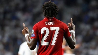 صراع شرس بين بوروسيا دورتموند وولفرهامبتون لضم 