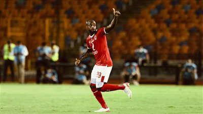 الأهلي يجدد مفاوضاته لإقناع جيرالدو بالرحيل