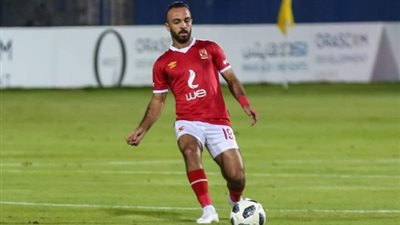 إصابة محمد مجدي قفشة وعمرو السولية بفيروس كورونا