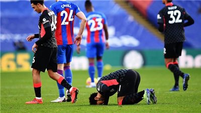 لاعب وسط ليدز يكشف صعوبة اللعب أمام محمد صلاح: لديه من الكثير من الغضب