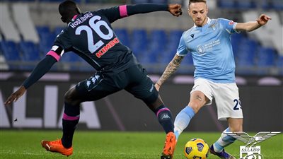 لاتسيو يستعيد الانتصارات على حساب نابولي بهدفين