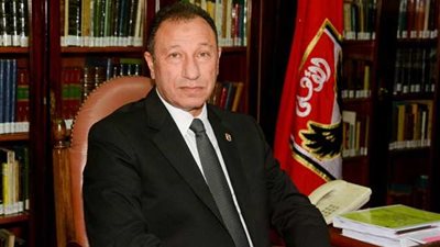 شوقي: الخطيب قلقان بعد إصابة ثلاثي الأهلي بكورونا.. وسنجتمع لوضع خطة قبل عودة الفريق