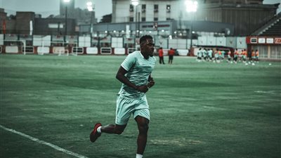أجاي يظهر في الأهلي لمتابعة حالته بعد الإصابة