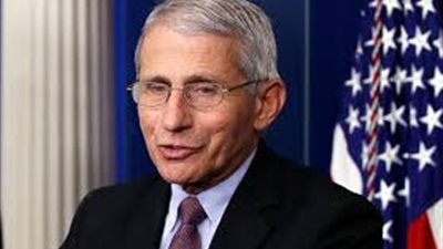 كبير العلماء الأمريكيين: تفشي كورونا قد يتفاقم في الولايات المتحدة بعد العطلات