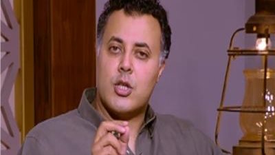 أخصائي تجميل أسنان يكشف أضرار عملية 