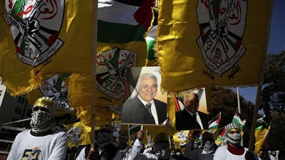 إحياء الذكرى الـ54 لتأسيس حركة فتح فى الضفة الغربية (صور)