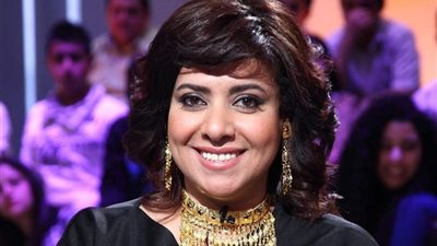 نشوى مصطفى تحتفل بخطوبة ابنتها وسط حضور عائلي (فيديو)