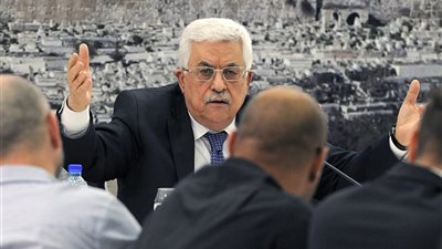 “أبو مازن” يعلن من مصر: صفقة القرن خلصت