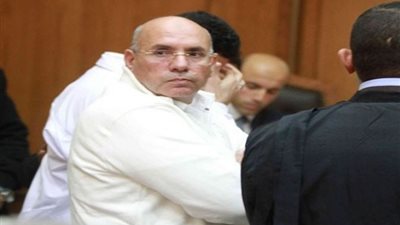 مفاجاة.. وزير الزراعة المسجون لم يحقق كسباً غير مشروع وخطأه الوحيد الرشوة