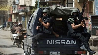 الأمن يمشط المنطقة بعد استشهاد ضابط وإصابة أميني شرطة في انفجار بكنيسة العذراء بمدينة نصر