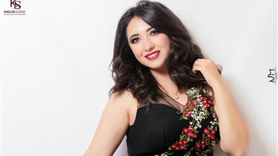 أحدث إطلالة سيشن للمطربة “آية عبد الله” مع بداية العام الجديد (صور)