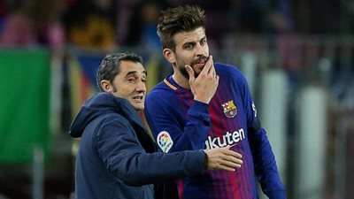 بيكيه يعلن موقفه من استمرار فالفيردي مع برشلونة