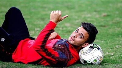 مران الأهلي.. فقرة للتصويب..محسن وفتحي يواصلان التأهيل.. وسعد يشارك مع المستبعدين