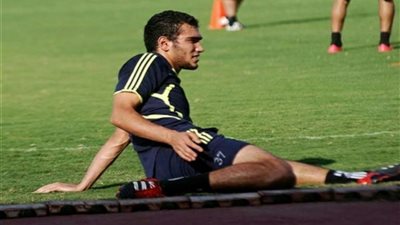 صلاح سليمان يجري جراحة الرباط الصليبي (صورة)