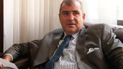 السفارة المصرية بالجزائر توقف العمل بالقسم القنصلي