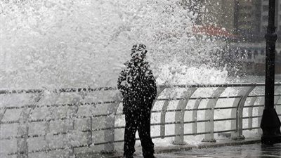 بسبب الطقس السيء.. استمرار إغلاق بوغاز رشيد وتوقف حركة الصيد بالبحيرة