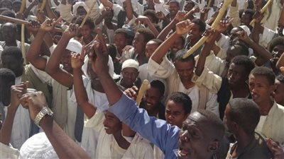 بعد مظاهرات حاشدة بزيمبابوي.. الحكومة تقطع خدمات الإنترنت