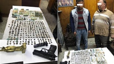 رمسيس الطفل أبرزهم.. ضبط شخصين بحوزتهم 336 قطعة يشتبه في آثريتها بالمنيا