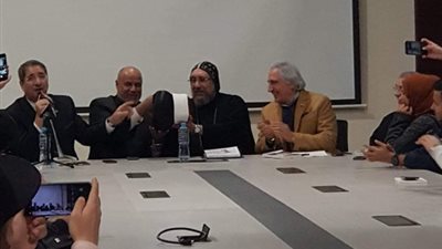 خلعا العمة القبطية والمسلمة.. الأنبا إرميا والشيخ أبو زيد: معًا نتكامل