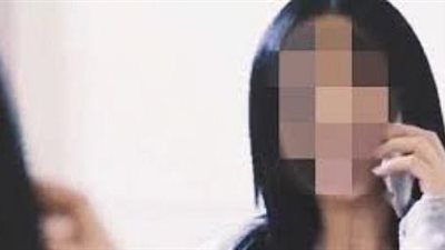 حبس مُدرسة بحلوان ابتزت طالب بفيديوهات جنسية على “فيس بوك”