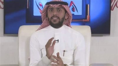 “الله يسعدك ويوفقك” توقف مذيع سعودي عن العمل