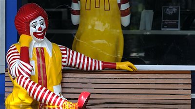 “ماكدونالدز” تشجع الأطفال على القراءة.. بهذه الطريقة