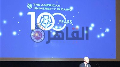 رئيس الجامعة الأمريكية: مصر تمر بعصر جديد من النهضة وندعم مبادرة السيسي