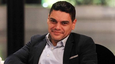 معتز عبد الفتاح: أتمنى تدريس كتاب المخابرات البريطانية لطلاب العلوم السياسية في مصر