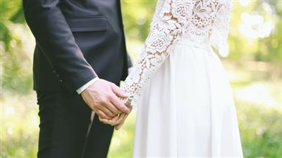 في اليوم العالمي للزواج.. “انتظروني أنا مش جاي”