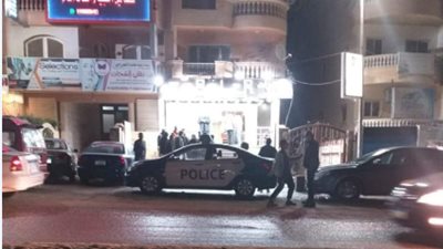 شاهد.. لحظة القتل والسطو المسلح على محل مجوهرات بحدائق الأهرام (فيديو)