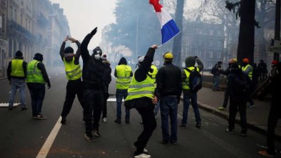 مظاهرات السترات الصفراء تدخل الشهر الرابع