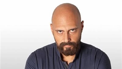 وليد فواز يتعاقد رسميًا على بطولة “تصفية حساب” بجانب عمرو سعد ومحمود حميدة (صورة)