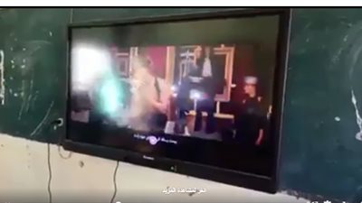 أول تعليق لوزير التعليم على تشغيل “مافيا” عبر الشاشات الإلكترونية في الفصل