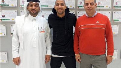 صحيفة سعودية: مؤمن زكريا يقترب من الرحيل عن نادي أحد