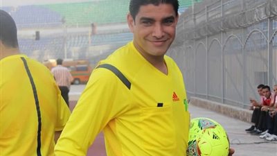إبراهيم نور الدين حكما لمباراة المقاصة ودجلة بالدوري