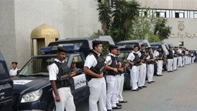 ضبط طالب يصطحب كلبا شرسا لترويع الطالبات أمام مركز دروس خصوصية بدمياط