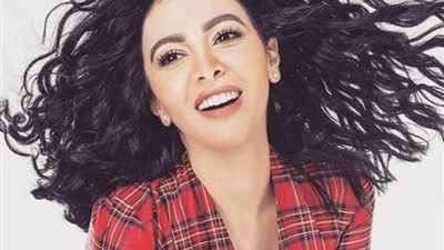 بعد خروجها من السجن.. ميرهان حسين تبدأ تصوير “علامة استفهام” (صور)