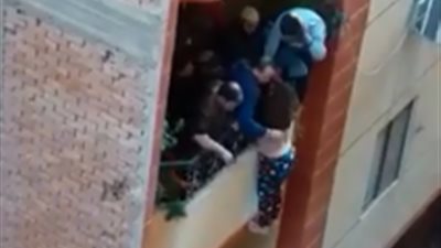 الأمن يفحص فيديو إلقاء زوج لزوجته من “بلكونة” شقتهم في فيصل