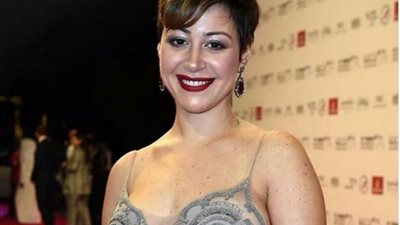 مهرجان أسوان الدولي لأفلام المرأة يُكرم منة شلبي في افتتاح دورته الثالثة