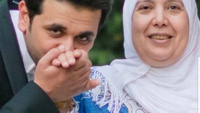 وفاة والدة الفنان مصطفى خاطر بعد صراع مع المرض