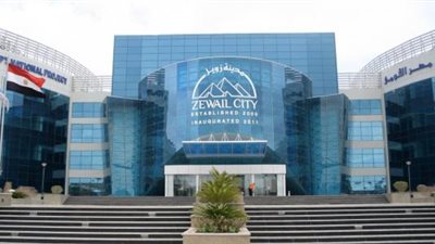 بقيمة مليون و225 ألف جنيه.. “زويل” والمصرف المتحد يوقعان بروتوكول لتمويل 11 منحة دراسية