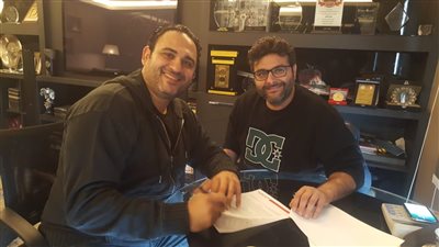 أكرم حسني يصور مشاهده الأولى من “الأوضة الضلمة الصغيرة”.. 7 مارس (صور)