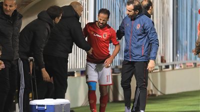  وليد سليمان يخوض تدريبات خفيفة بالكرة