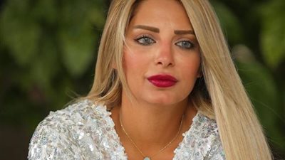 مي حلمي تُلمح لدخولها علاقة جديدة بعد انفصالها عن محمد رشاد (صورة)